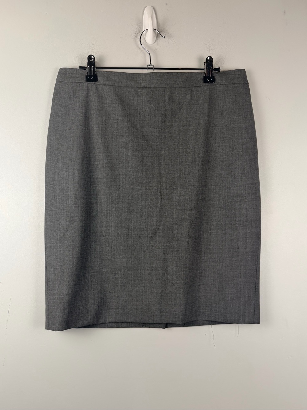 New J. crew wool blend bi stretch pencil skirt size 6 grey